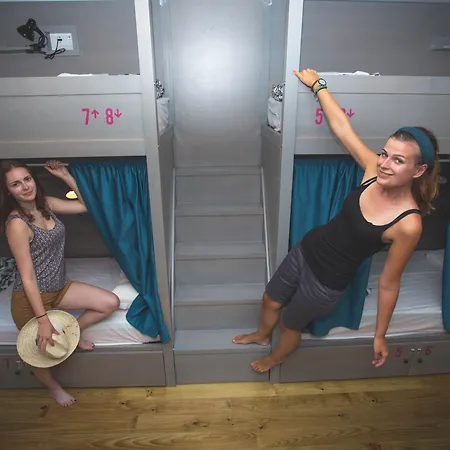 Way Hostel